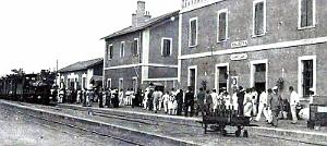2559- Ain-Sefra - Gare - Arrivee du Train de l'Extreme-Sud2